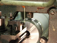 Herstellung eines Zapfen einer Walze in der Drehbank im Rolltec GmbH Werk